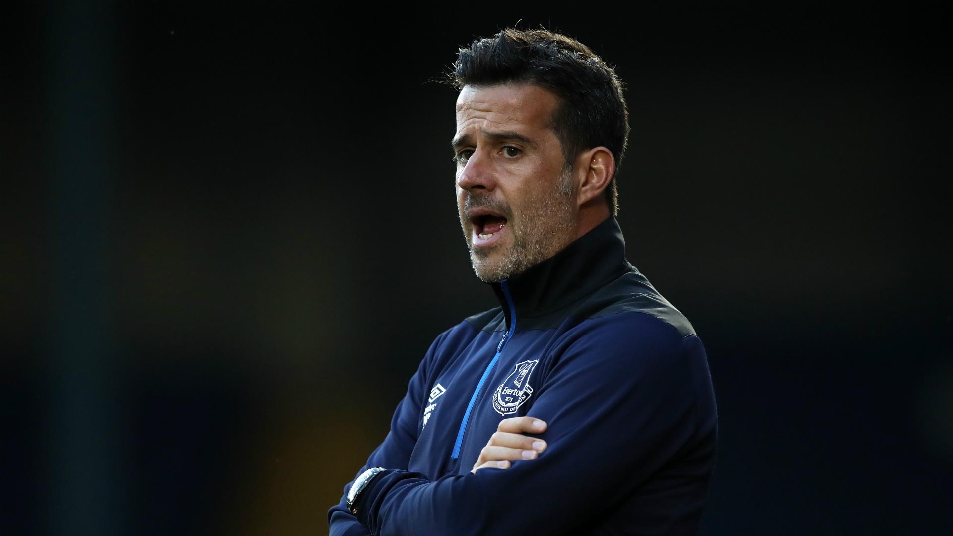 电讯报披露 电讯报披露