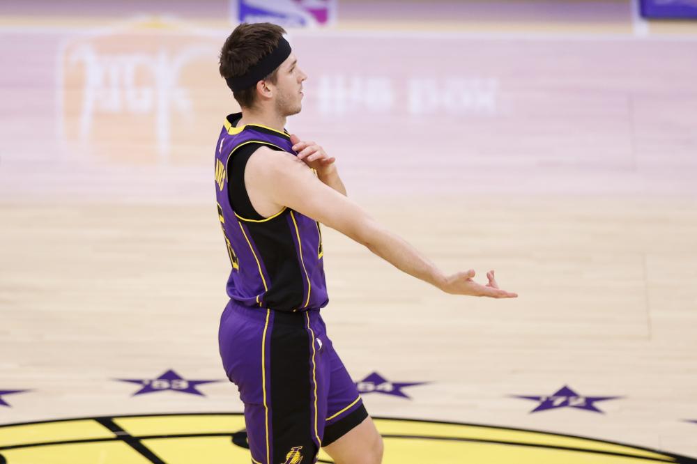 以及巴西边 以及巴西边